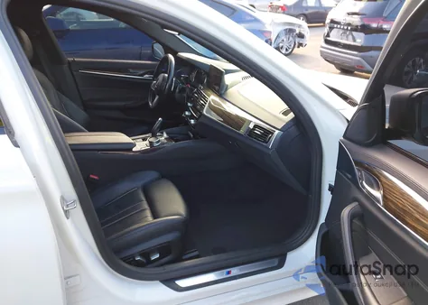 2018 BMW 540I z USA, uszkodzony, nr VIN WBAJE5C55JWA94711